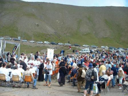 messe en plein air  la Bonette en juillet