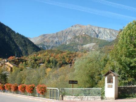 saint etienne de tinee auron